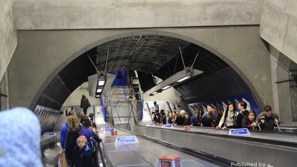 Seperti Ini Kereta Bawah Tanah London