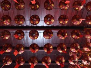 Serba Merah, Ini Wajah Glodok Saat Imlek