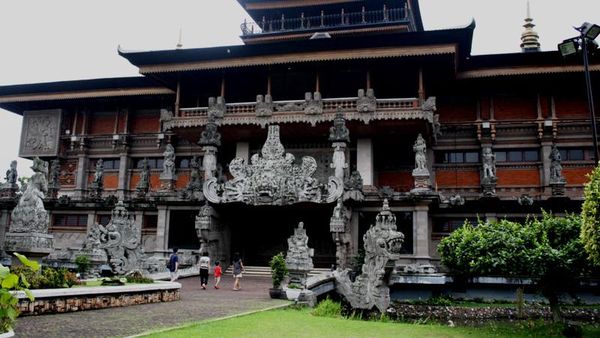 Serba-serbi Kehidupan Tradisional di Museum Indonesia