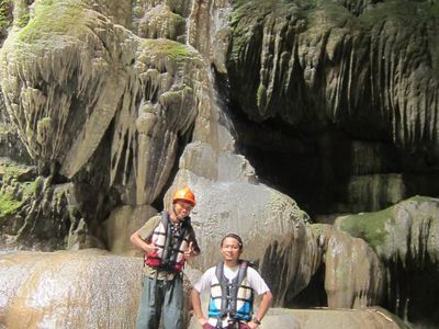 Seru! Cave Tubing di Kalisuci Bisa Pacu Adrenalin