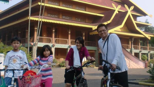 Seru! Gowes Keliling Indonesia di Tempat Ini