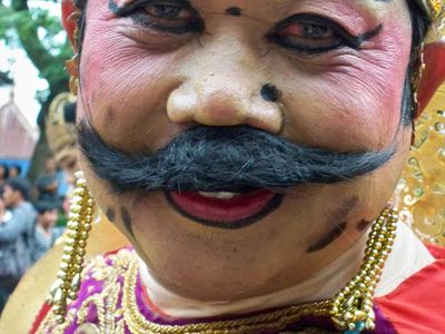 Seru! Wayang Karnaval Ramaikan Hari Jadi Kota Solo