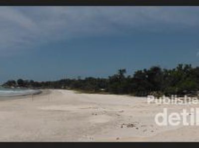 Serunya Snorkeling di Pantai Matras, Bangka