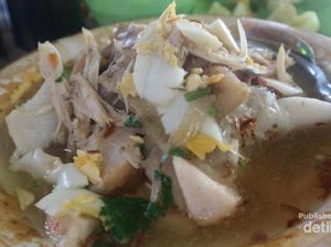 Siang-siang di Banjarmasin, Enaknya Makan Soto Banjar Haji Asan