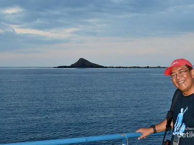 Siapa Sangka, Pulau Kenawa di Sumbawa Punya Sunrise Seindah Ini