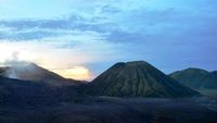 Siapa yang Rindu Pagi Hari di Bromo?