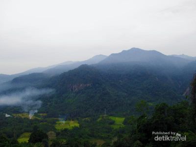 Sigura-gura, Waduk dan Air Terjun Super Cantik di Sumut
