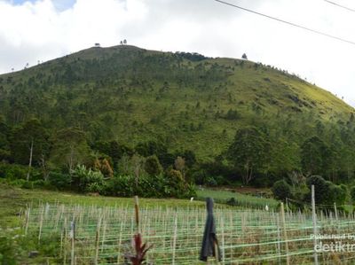 Sipiso-piso, Air Terjun Bak Anak Pisau dari Karo