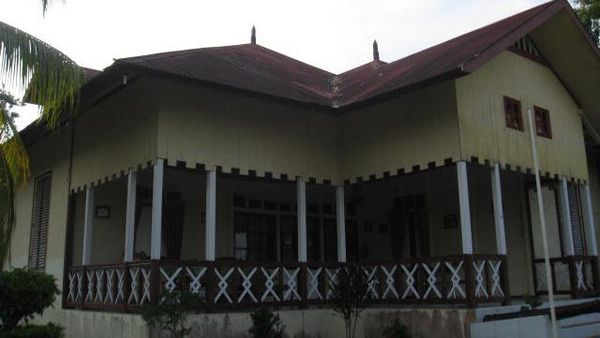 Sisa Kejayaan Keraton Banggai