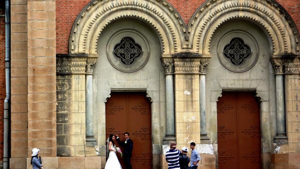 Sisi Romantis Paris of the East, Ho Chi Minh City