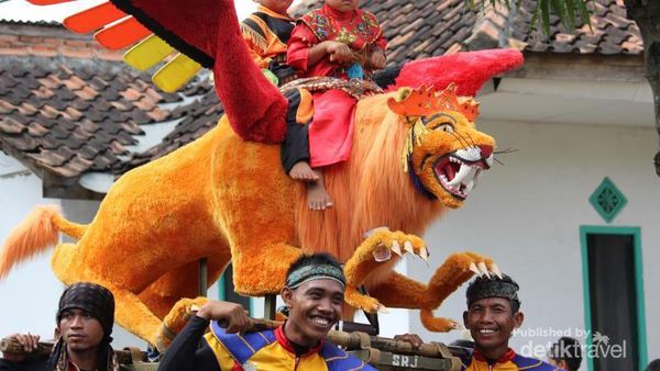 Sisingaan, Festival Seru dari Subang