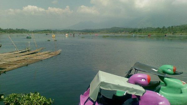 Situ Bagendit, Liburan Seru di Garut