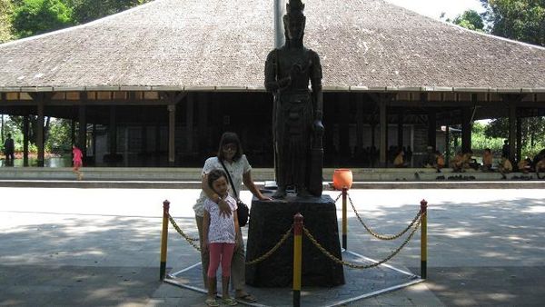 Situs Trowulan, Sisa Kebesaran Majapahit