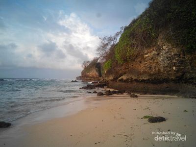 Sst, Ada Pantai yang Tersembunyi di Ujung Nusa Dua, Bali