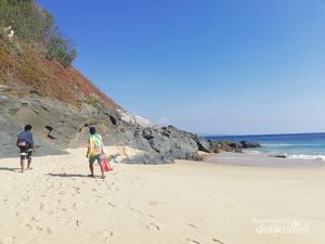 Sstt...Ini Pantai Rahasia di Utara Sumatera