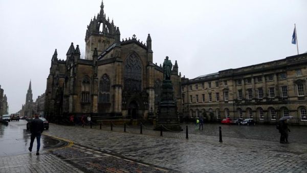 St Giles Cathedral, Gereja Cantik di Kota Tua Edinburgh
