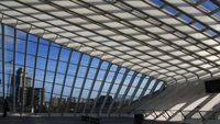 Stadion Bola? Bukan, Ini Stasiun Kereta Unik di Belgia