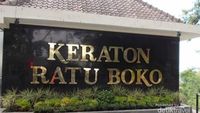 Sudah Pernah ke Situs Ratu Boko?