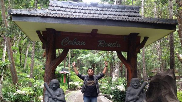 Sudah Tahu? Ada Labirin Keren di Air Terjun Coban Rondo