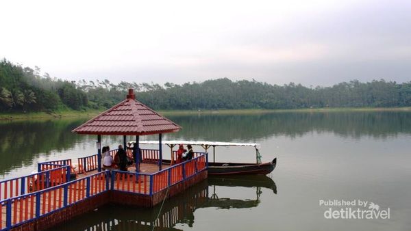 Sudah Tahu? Probolinggo Punya Danau Seindah Ini