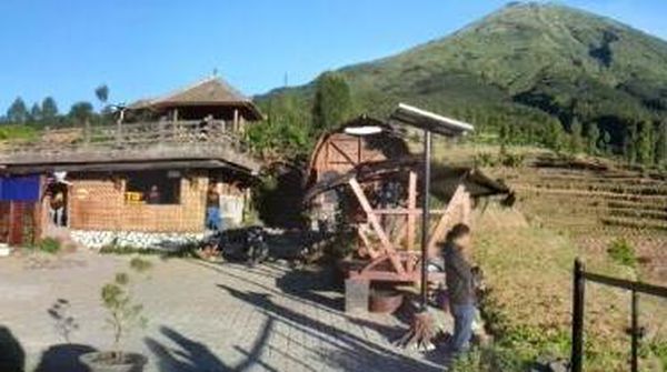 Sudut Cantik Kaki Gunung Sindoro Ada di Pasong
