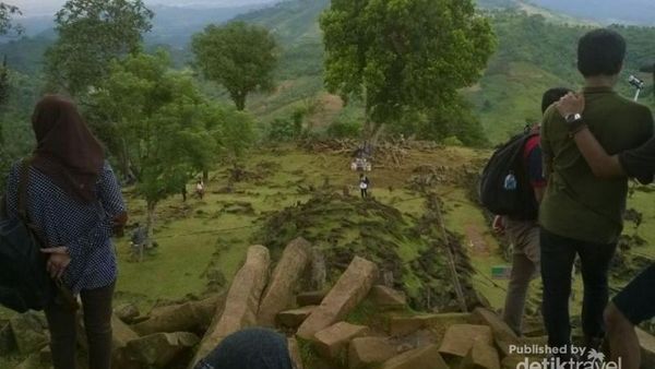 Sudut-sudut Gunung Padang yang Misterius