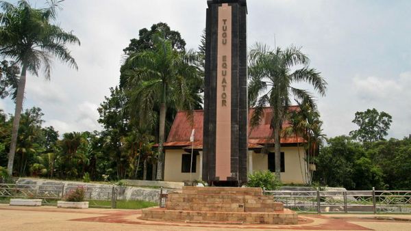 Sudut -Sudut Tugu Ekuator