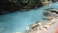 Sumatera Utara Punya Kolam Alami Sebiru Ini