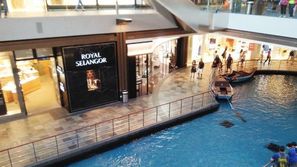 Sungai Mini di Marina Bay