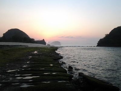 Sunrise di Pantai Goa Cina, Aduhai Indahnya!