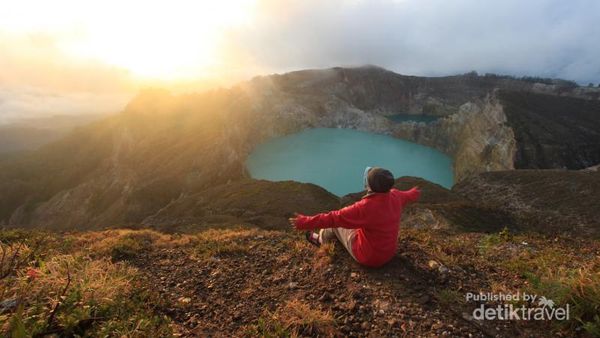 Sunrise Kelimutu yang Mendunia