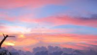 Sunset Maha Dahsyat di Puncak Merbabu