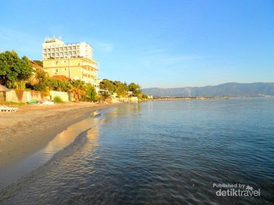 Sunset Penenang Hati di Tepi Selat Dardanella, Turki