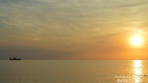 Sunset Tercantik di Ujung Pulau Tidung