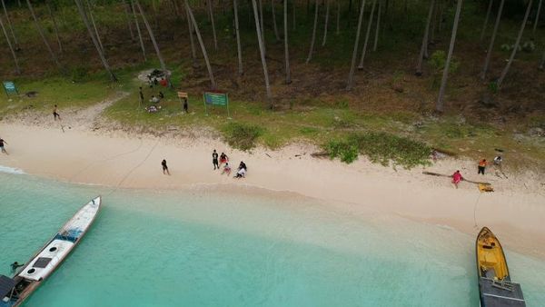 Surga Tersembunyi di Perbatasan Sulawesi Tengah dan Tenggara