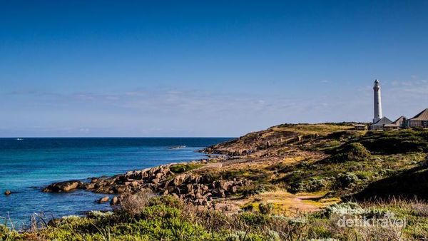 Surga yang Berkilau di Laut Perth, Austalia
