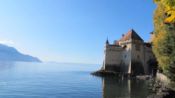 Takjub Akan Megahnya Kastil Chillon di Montreux, Swiss