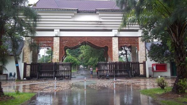 Taman Balekambang, Tempat Nongkrong Asyik di Solo