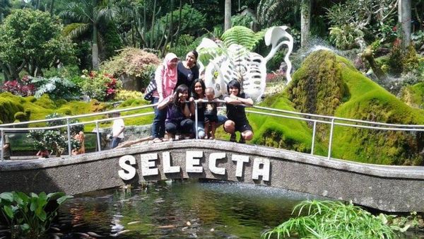 Taman di Eropa? Bukan, Ini Selecta di Kota Batu