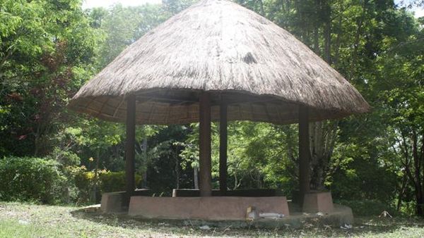 Taman Wisata Buat dan Air Terjun Oehala