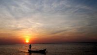 Teluk Awur, Pantai Favorit Anak Muda di Jepara