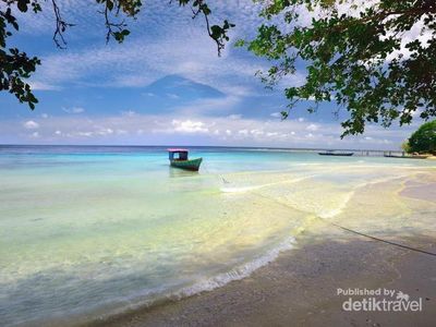 Teluk Bengkuang di Nias Utara, Cantik Banget!
