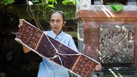 Tenun Gringsing Tenganan