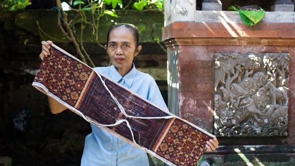 Tenun Gringsing Tenganan