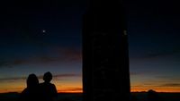 Terpukau Sunrise di Puncak Gunung Lawu