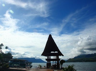 Toba View dilihat dari Desa Tuk-Tuk