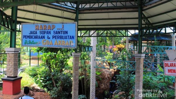 Tuban Punya Gua Keren di Bawah Pasar