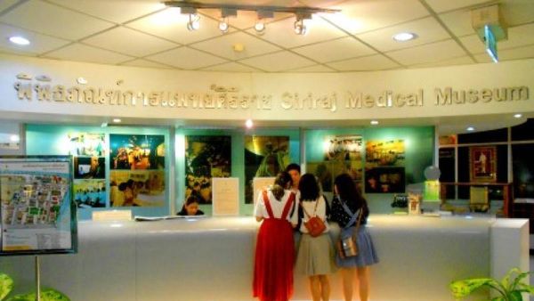 Uji Nyali di Museum Kedokteran Siriraj, Bangkok