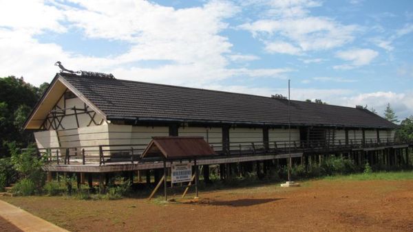 Uniknya Bangunan Sekolah Kapuas Hulu
