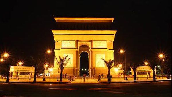 Wah! Arc de Triomphe Prancis Pindah ke Indonesia